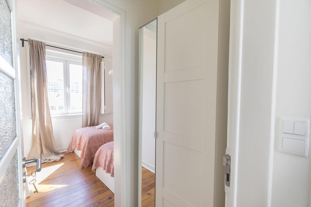 Lovelystay - Bonsai Light And Comfort Flat Lisboa Quarto foto